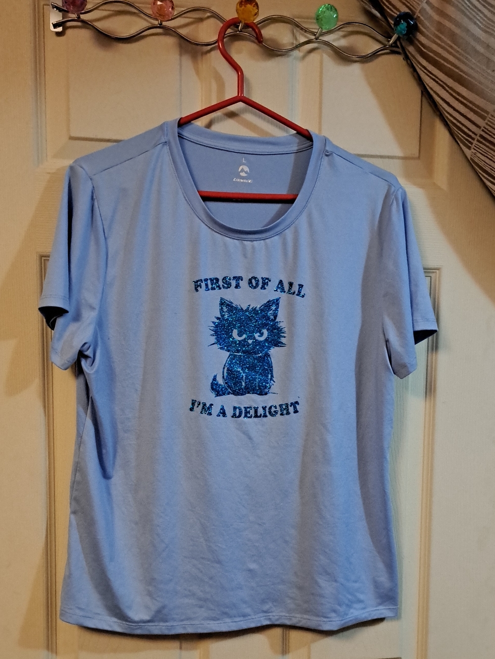 Unbranded Light Blue Cat Graphic Short Sleeve Tee Women's Size Large